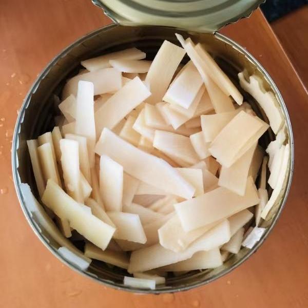 Canned winter bamboo  shoot slices